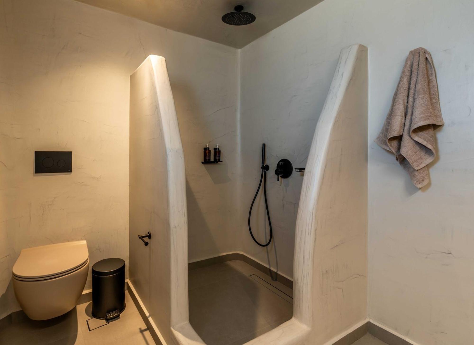 Apartment Phos *