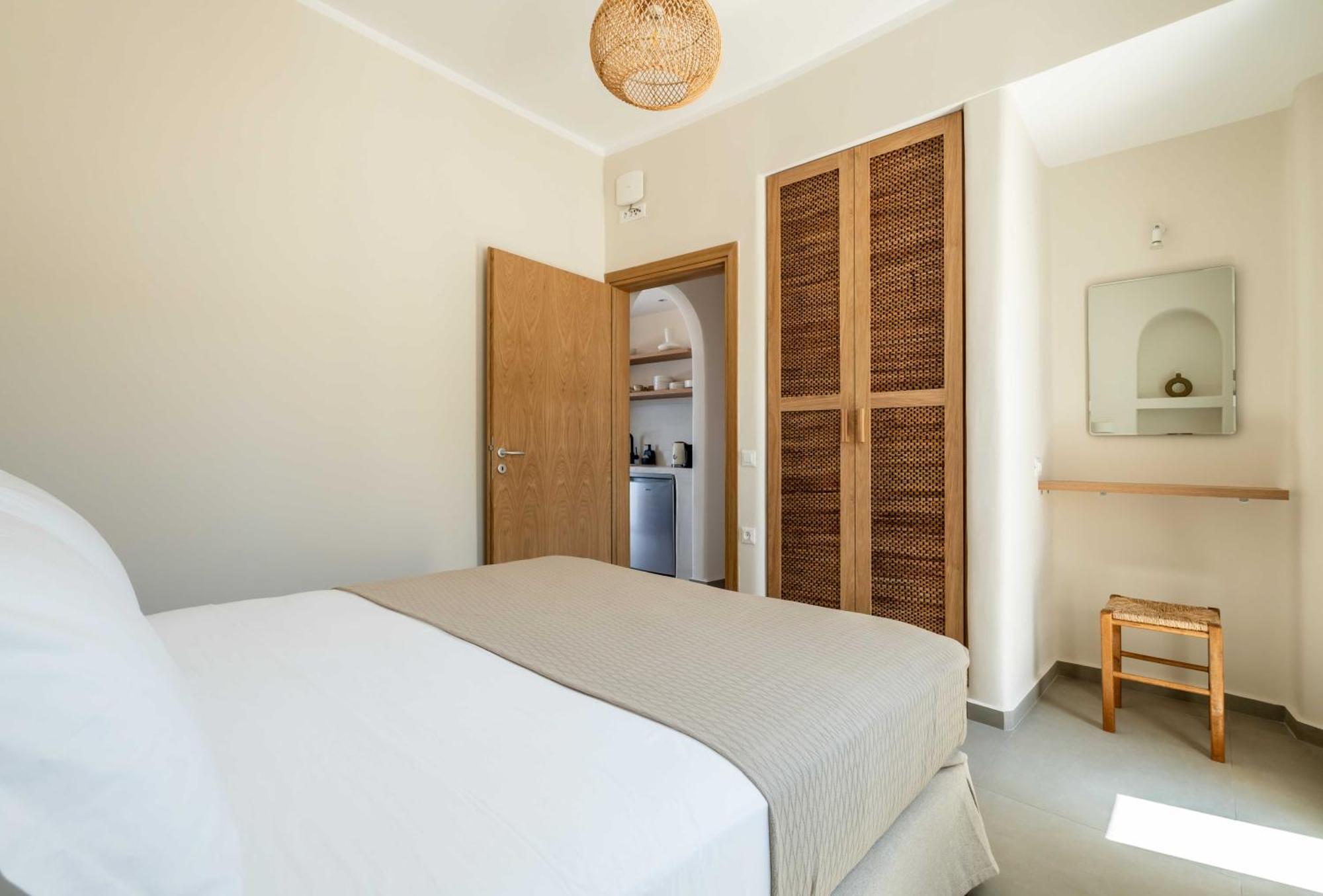 Oia Lia Apartment