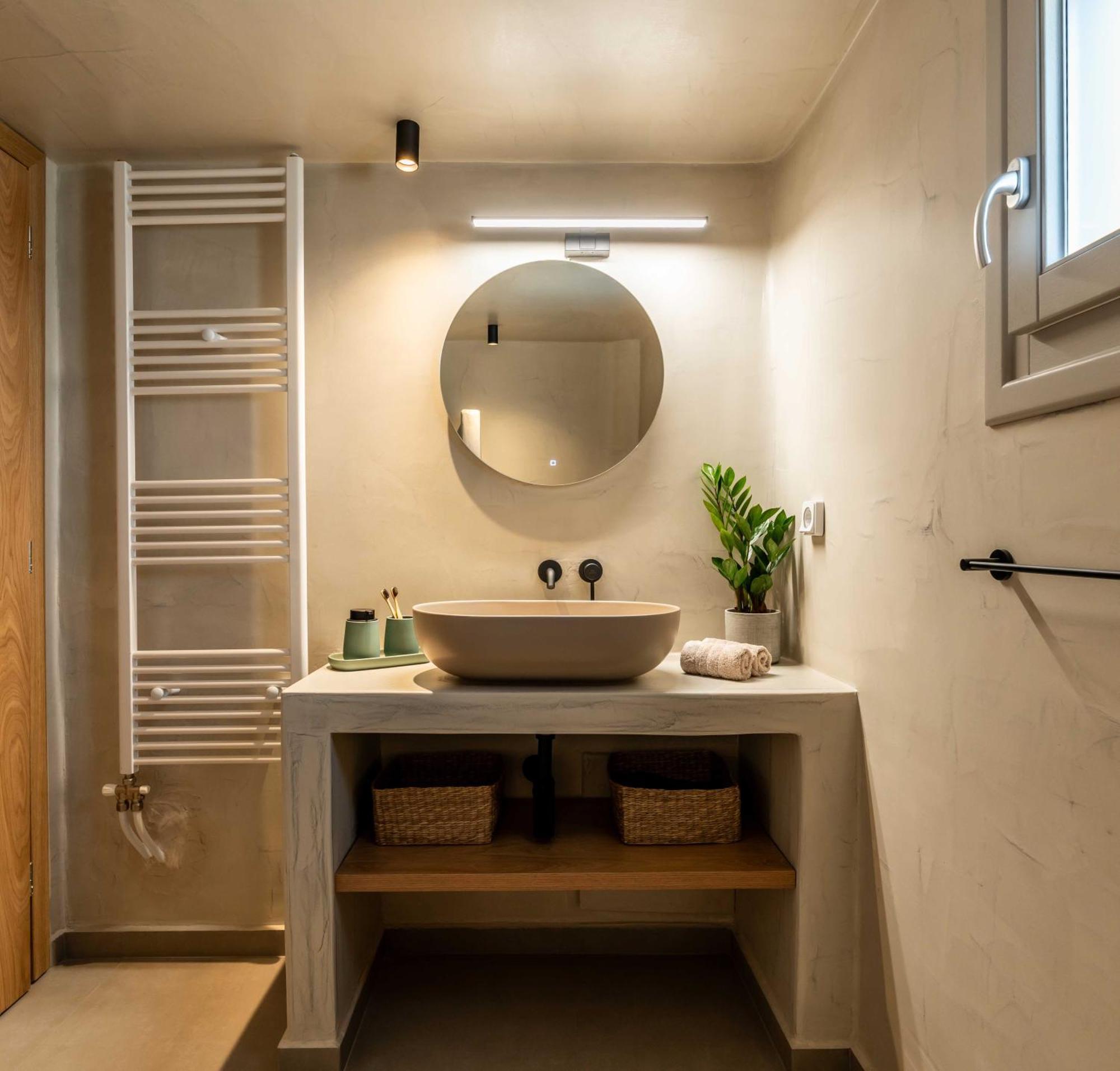 Oia Lia Apartment Ia